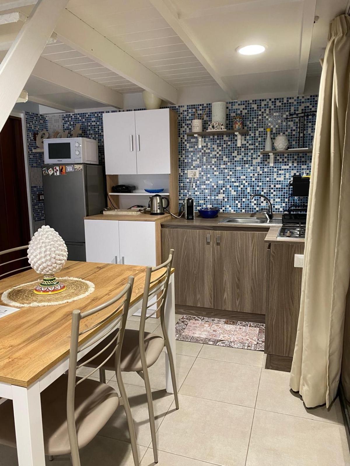 La Dimora Del Viaggiatore Luxury Apartments Mazara del Vallo Bagian luar foto